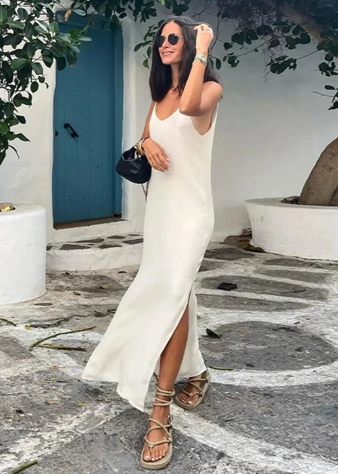 Vestido Midi Feminino Liso com Costas Nuas e Decote em V - Karla